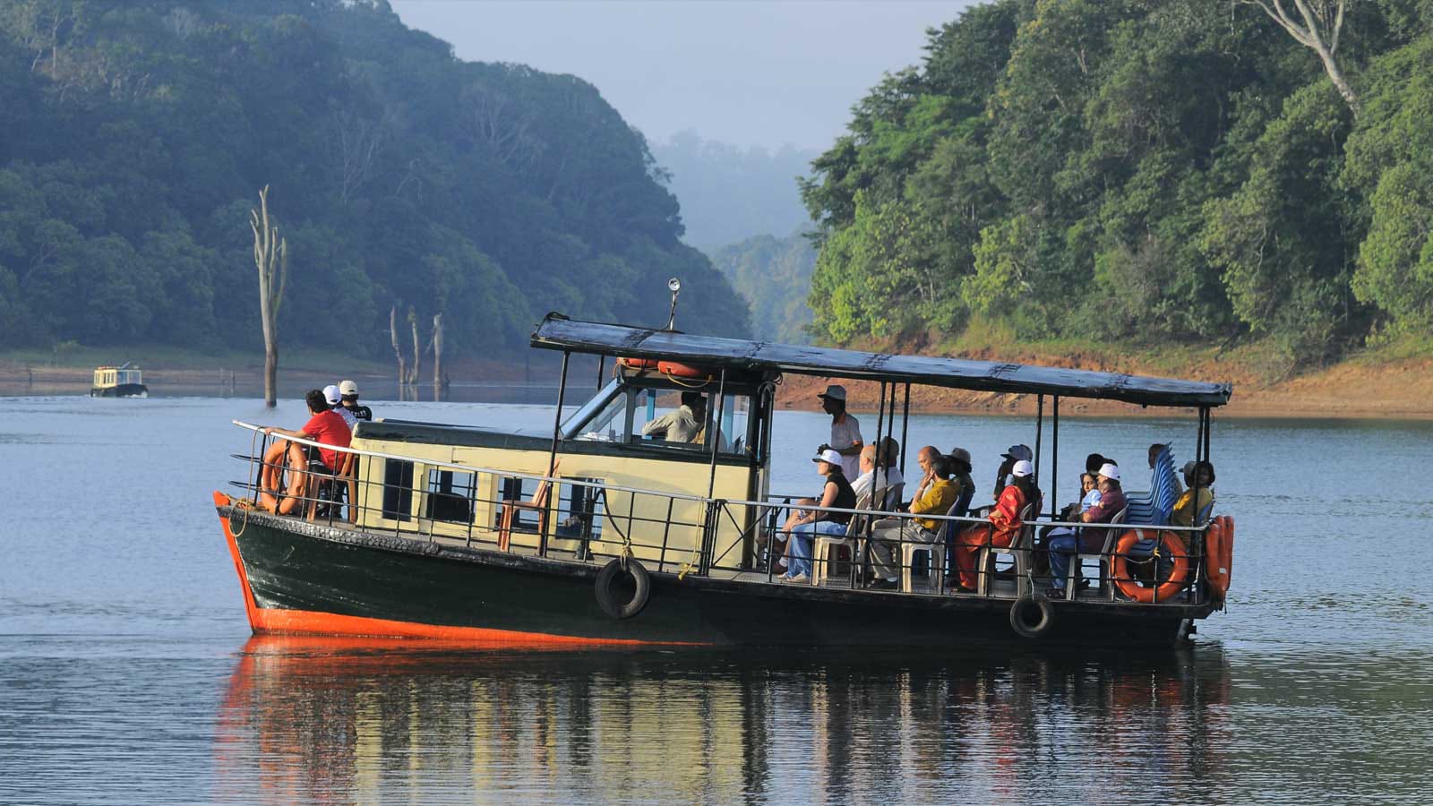 Thekkady spice gardens and wildlife